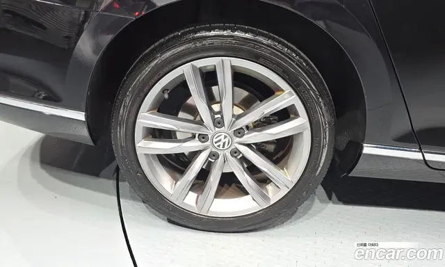 Volkswagen Passat 2018 2.0 автомат (гидро), миниатюра 5 Volkswagen Passat 2018 2.0 автомат (гидро), миниатюра 5