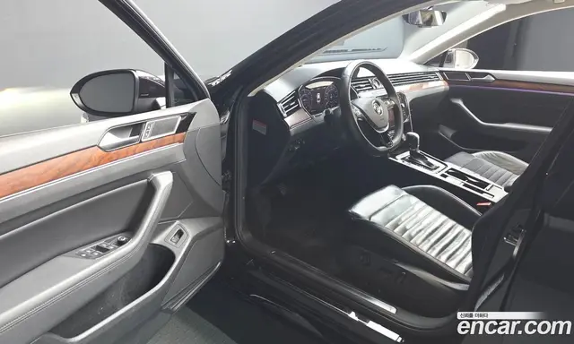 Volkswagen Passat 2018 2.0 автомат (гидро), миниатюра 10 Volkswagen Passat 2018 2.0 автомат (гидро), миниатюра 10