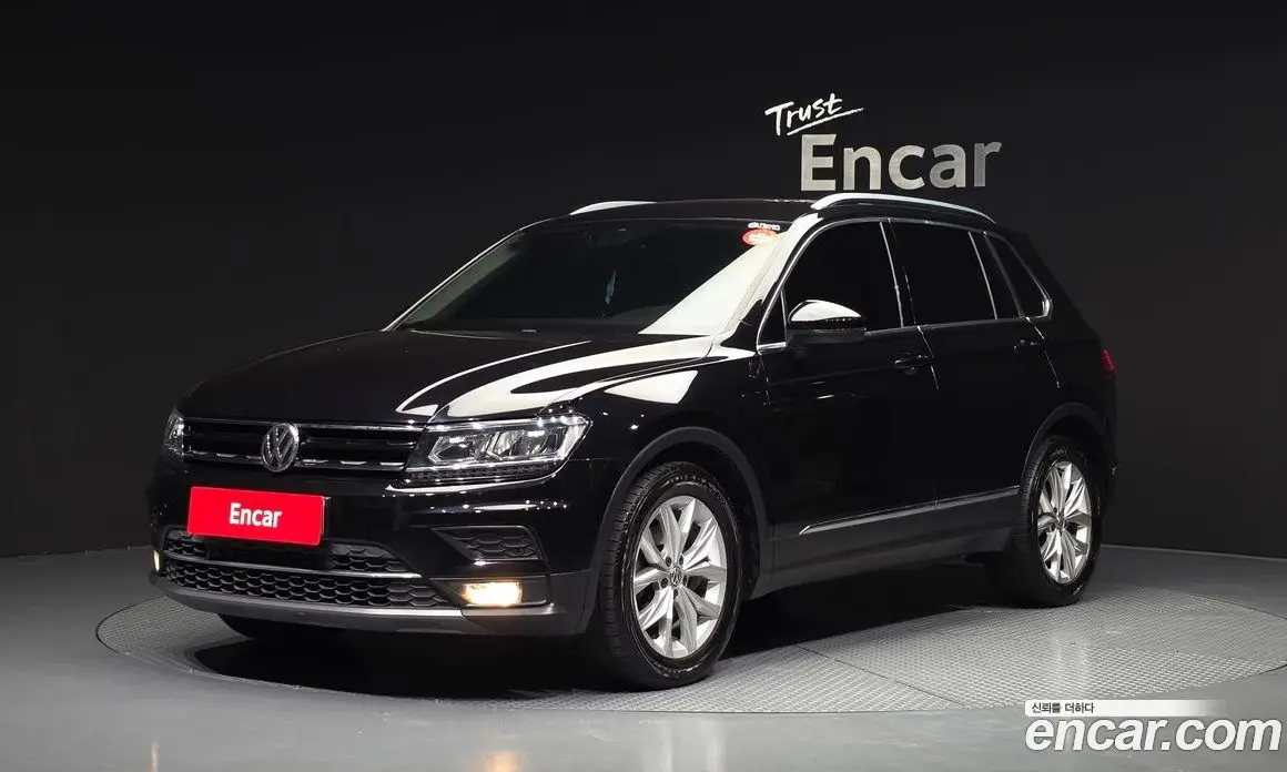 Volkswagen Tiguan 2018 2.0 автомат (гидро), фото 1 Volkswagen Tiguan 2018 2.0 автомат (гидро), фото 1