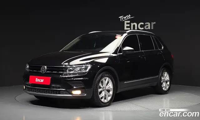 Volkswagen Tiguan 2018 2.0 автомат (гидро), миниатюра 1 Volkswagen Tiguan 2018 2.0 автомат (гидро), миниатюра 1