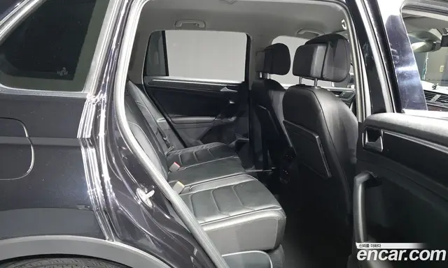 Volkswagen Tiguan 2018 2.0 автомат (гидро), миниатюра 12