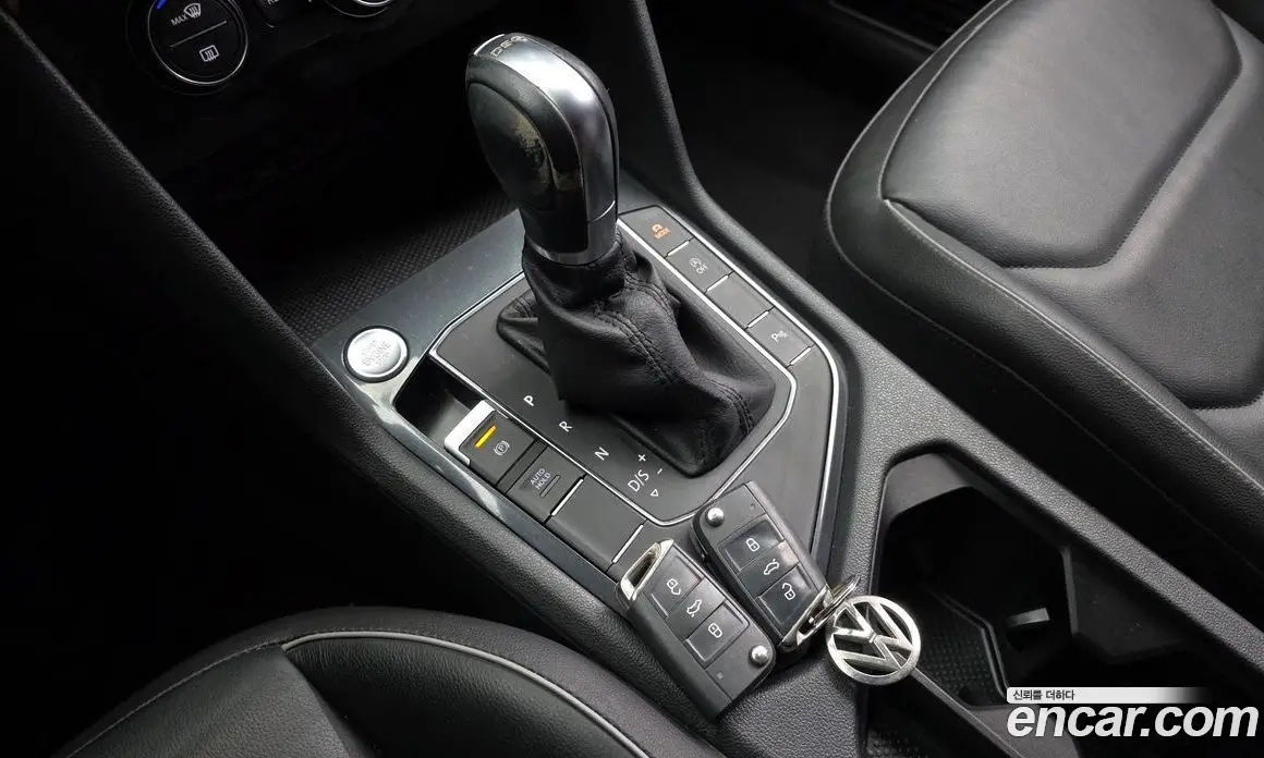Volkswagen Tiguan 2018 2.0 автомат (гидро), фото 9 Volkswagen Tiguan 2018 2.0 автомат (гидро), фото 9