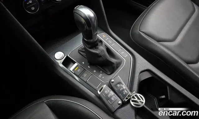Volkswagen Tiguan 2018 2.0 автомат (гидро), миниатюра 9 Volkswagen Tiguan 2018 2.0 автомат (гидро), миниатюра 9