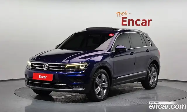 Volkswagen Tiguan 2018 2.0 автомат (гидро), миниатюра 1 Volkswagen Tiguan 2018 2.0 автомат (гидро), миниатюра 1