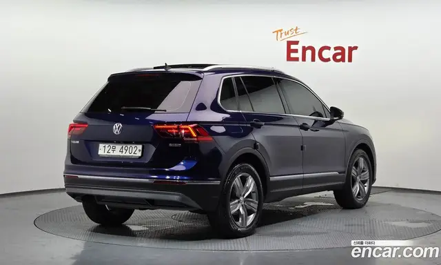 Volkswagen Tiguan 2018 2.0 автомат (гидро), миниатюра 2 Volkswagen Tiguan 2018 2.0 автомат (гидро), миниатюра 2