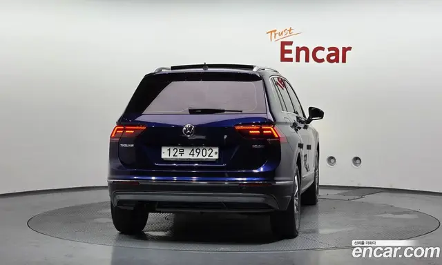 Volkswagen Tiguan 2018 2.0 автомат (гидро), миниатюра 4 Volkswagen Tiguan 2018 2.0 автомат (гидро), миниатюра 4