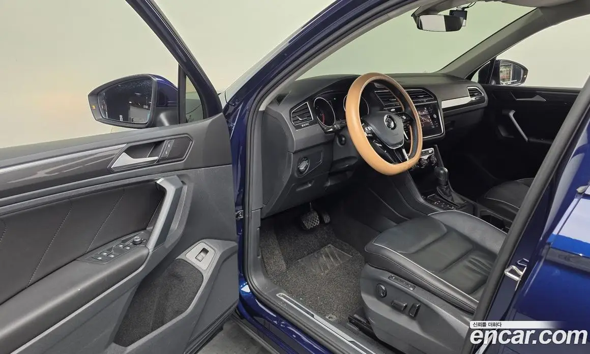 Volkswagen Tiguan 2020 2.0 автомат (гидро), фото 13 Volkswagen Tiguan 2020 2.0 автомат (гидро), фото 13