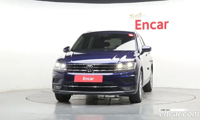 Volkswagen Tiguan 2020 2.0 автомат (гидро), миниатюра 3 Volkswagen Tiguan 2020 2.0 автомат (гидро), миниатюра 3