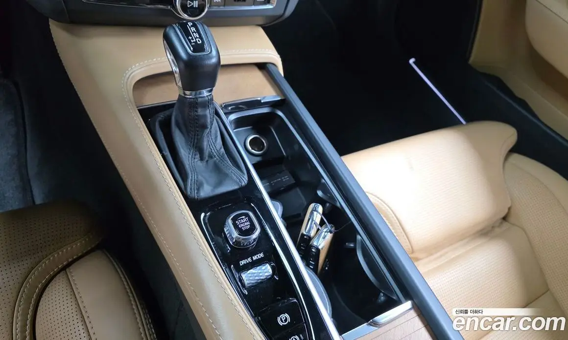 Volvo S90 2019 2.0 автомат (гидро), фото 12 Volvo S90 2019 2.0 автомат (гидро), фото 12