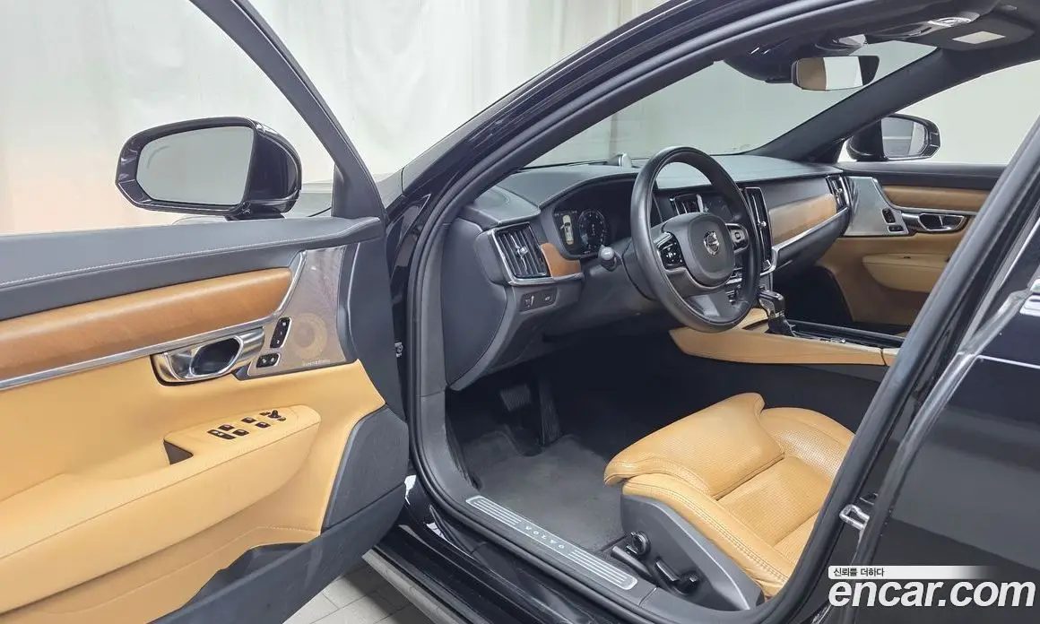Volvo S90 2019 2.0 автомат (гидро), фото 13 Volvo S90 2019 2.0 автомат (гидро), фото 13