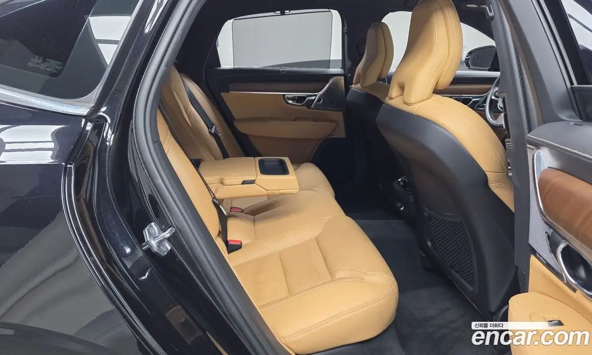 Volvo S90 2019 2.0 автомат (гидро), фото 17 Volvo S90 2019 2.0 автомат (гидро), фото 17