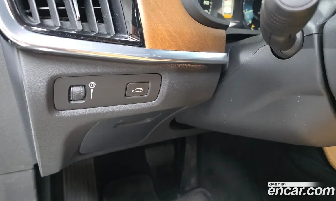 Volvo S90 2019 2.0 автомат (гидро), фото 27 Volvo S90 2019 2.0 автомат (гидро), фото 27