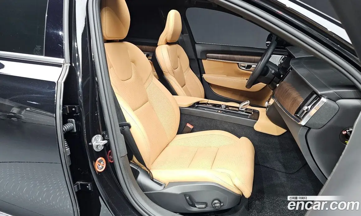 Volvo S90 2022 2.0 автомат (гидро), фото 11 Volvo S90 2022 2.0 автомат (гидро), фото 11