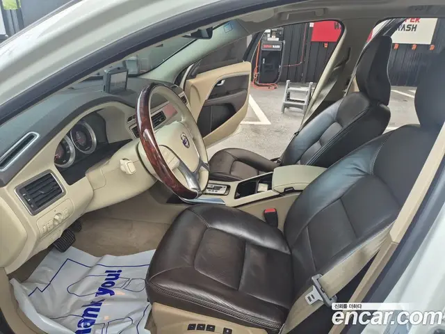 Volvo XC70 2011 2.4 автомат (гидро), миниатюра 12