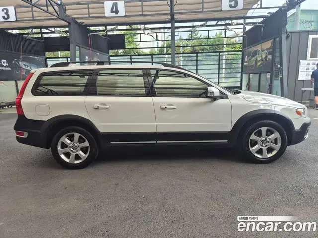 Volvo XC70 2011 2.4 автомат (гидро), миниатюра 7 Volvo XC70 2011 2.4 автомат (гидро), миниатюра 7