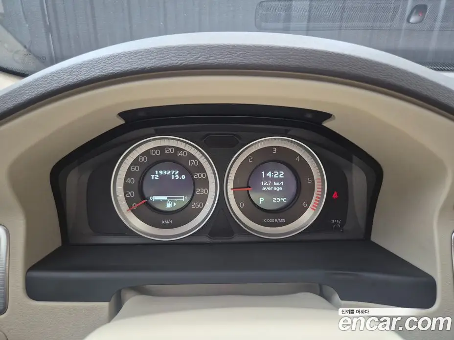 Volvo XC70 2011 2.4 автомат (гидро), фото 9 Volvo XC70 2011 2.4 автомат (гидро), фото 9
