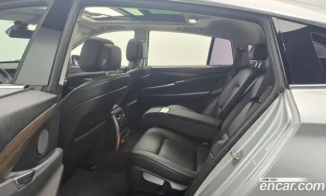 BMW 5 серия 2010 3.0 автомат (гидро), миниатюра 12