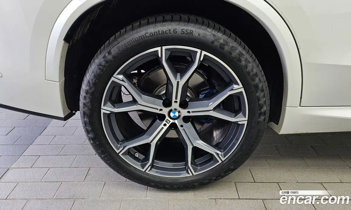 BMW X5 2025 3.0 автомат (гидро), фото 5