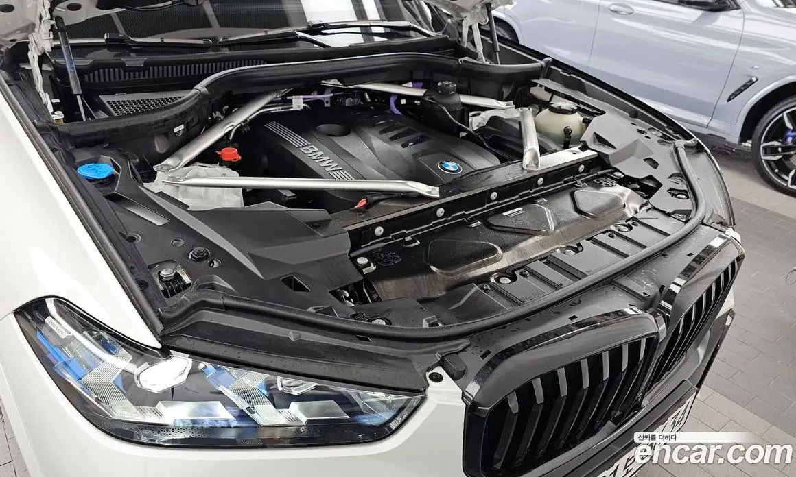 BMW X5 2025 3.0 автомат (гидро), фото 6