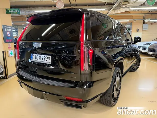 Cadillac Escalade 2023 6.2 автомат (гидро), миниатюра 5