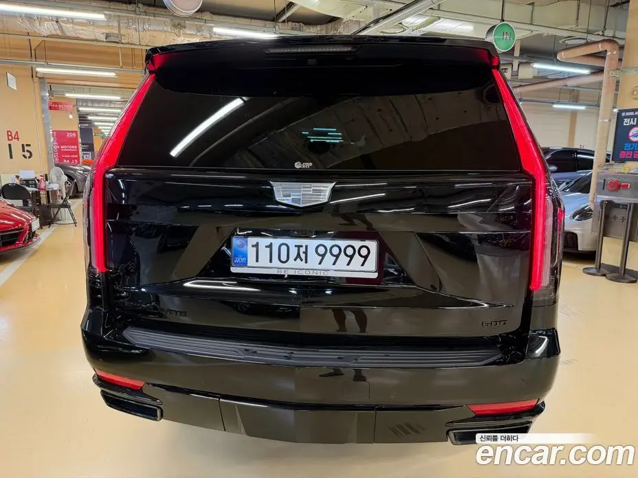 Cadillac Escalade 2023 6.2 автомат (гидро), фото 6