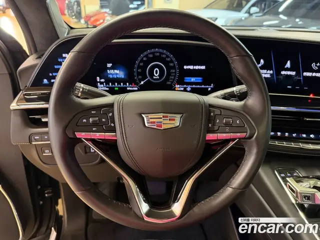 Cadillac Escalade 2023 6.2 автомат (гидро), миниатюра 8