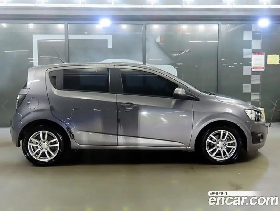 Chevrolet Aveo 2011 1.6 автомат (гидро), фото 3 Chevrolet Aveo 2011 1.6 автомат (гидро), фото 3