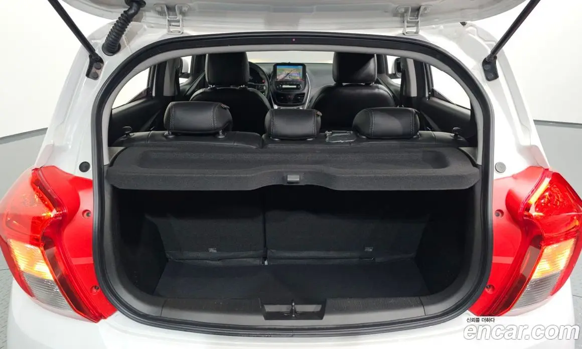 Chevrolet Spark 2017 1.0 автомат (гидро), фото 25