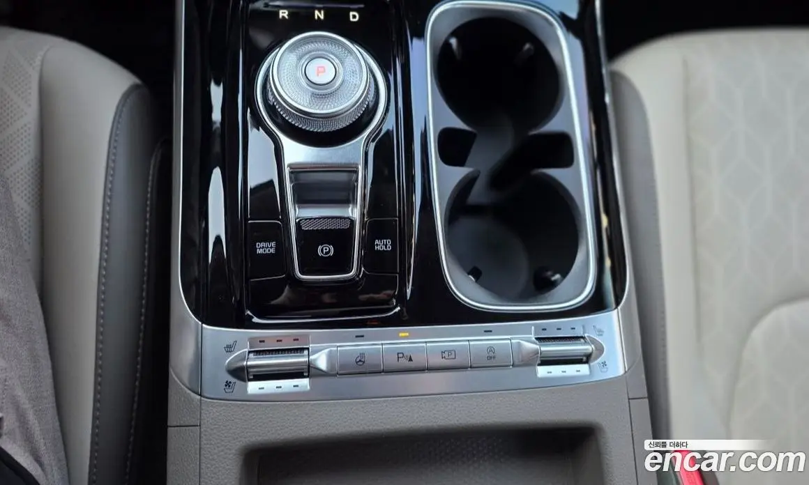 Kia Carnival 2023 2.2 автомат (гидро), фото 15 Kia Carnival 2023 2.2 автомат (гидро), фото 15