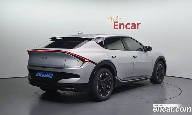 Kia EV6 2025 0.1 автомат (гидро), миниатюра 2