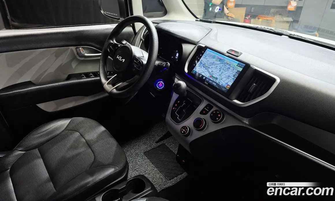 Kia Ray 2022 1.0 автомат (гидро), фото 24