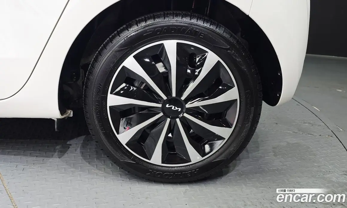 Kia Ray 2022 1.0 автомат (гидро), фото 7
