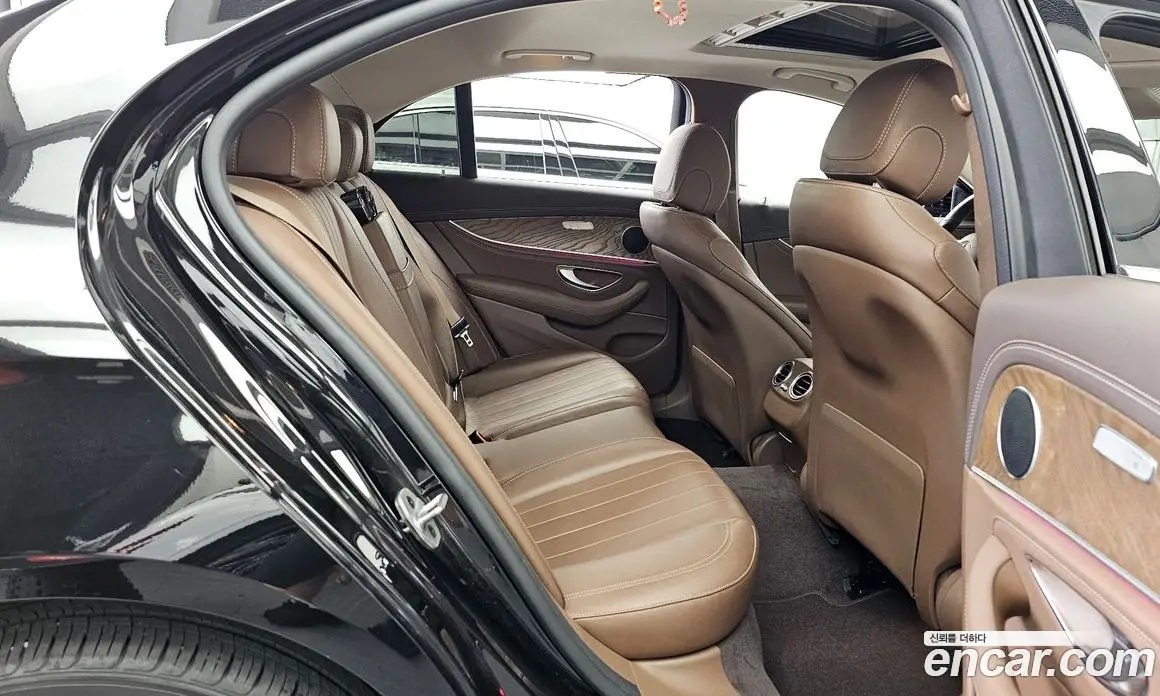 Mercedes-Benz E-Class 2019 1.9 автомат (гидро), фото 18