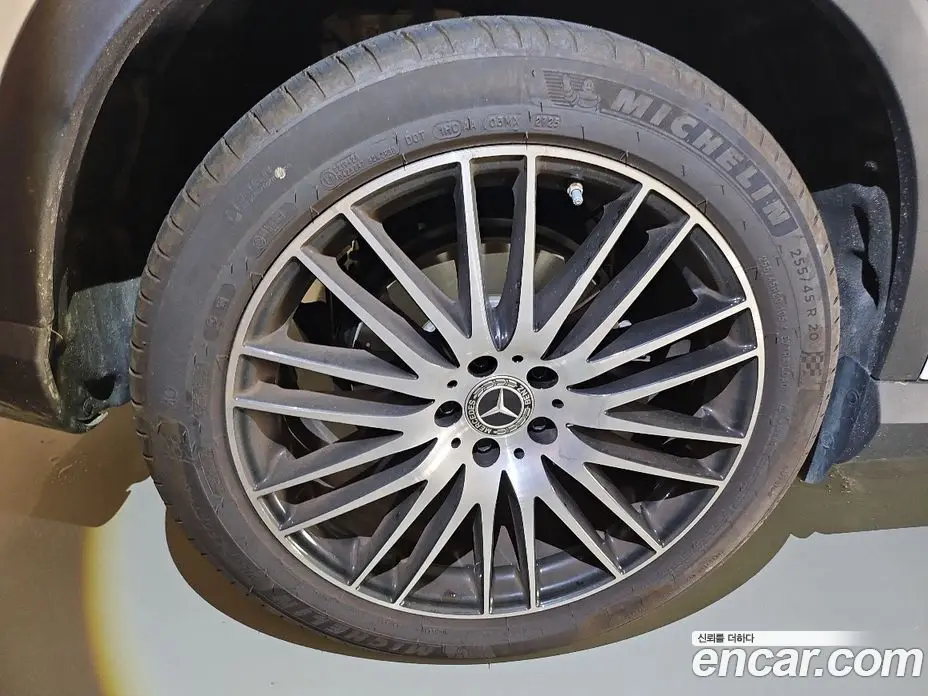 Mercedes-Benz GLC-Class 2025 2.0 автомат (гидро), фото 15