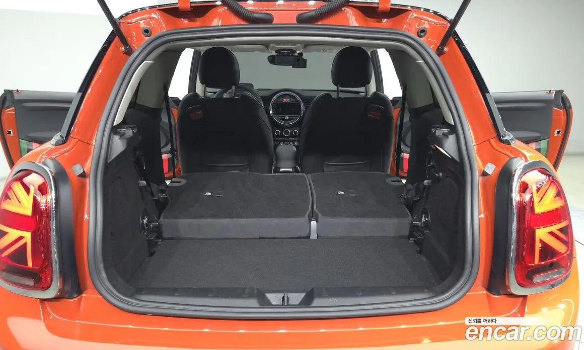 Mini Cooper 2021 1.5 автомат (гидро), фото 18 Mini Cooper 2021 1.5 автомат (гидро), фото 18