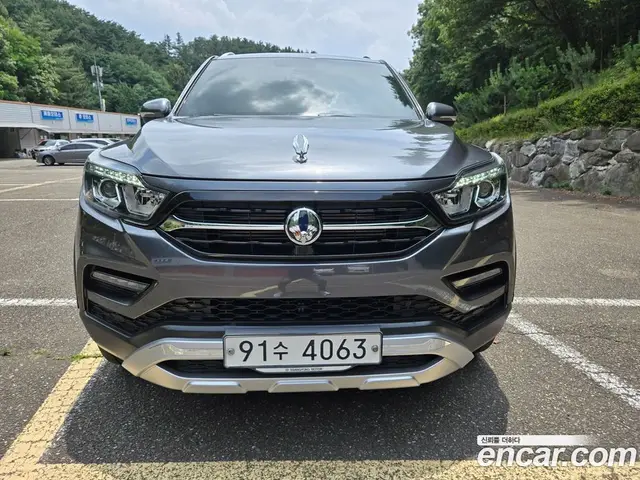 SsangYong Rexton 2020 2.2 автомат (гидро), миниатюра 1 SsangYong Rexton 2020 2.2 автомат (гидро), миниатюра 1
