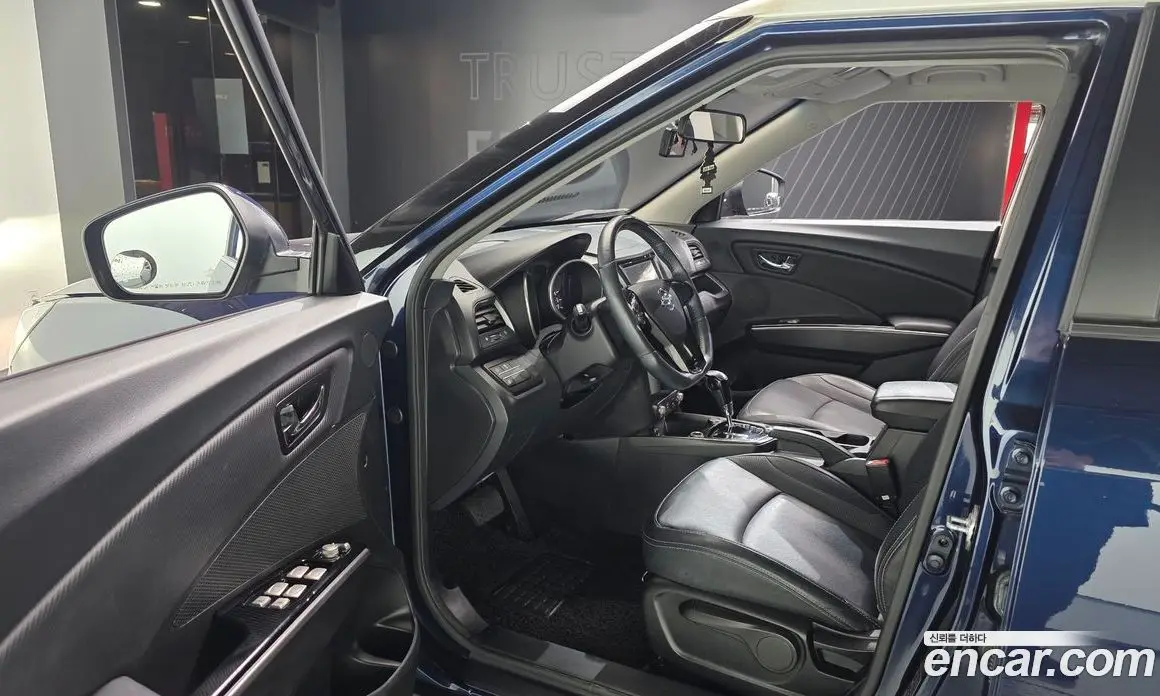 SsangYong TIBOLI 2017 1.6 автомат (гидро), фото 10