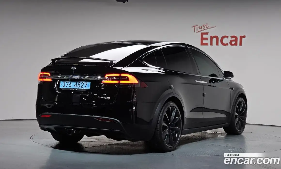 Tesla Model X 2020 0.3 автомат (гидро), фото 2 Tesla Model X 2020 0.3 автомат (гидро), фото 2