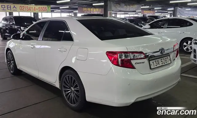 Toyota Camry 2014 2.5 автомат (гидро), миниатюра 2 Toyota Camry 2014 2.5 автомат (гидро), миниатюра 2