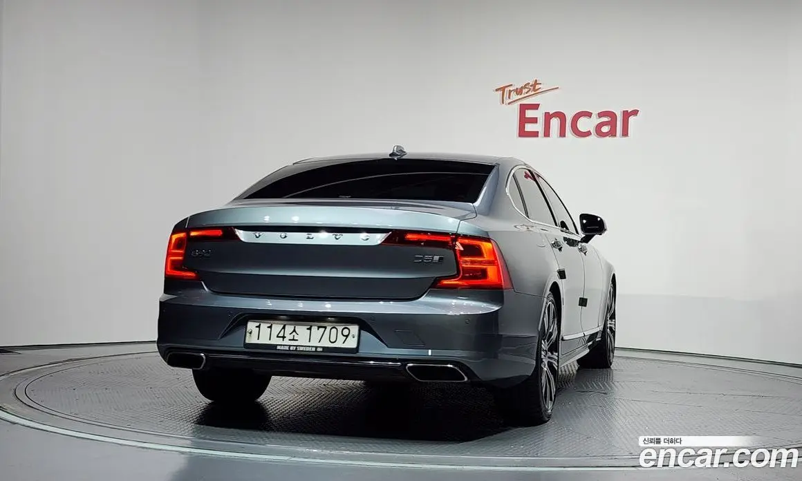 Volvo S90 2019 2.0 автомат (гидро), фото 4 Volvo S90 2019 2.0 автомат (гидро), фото 4