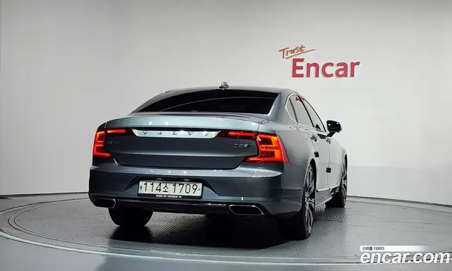 Volvo S90 2019 2.0 автомат (гидро), миниатюра 4 Volvo S90 2019 2.0 автомат (гидро), миниатюра 4