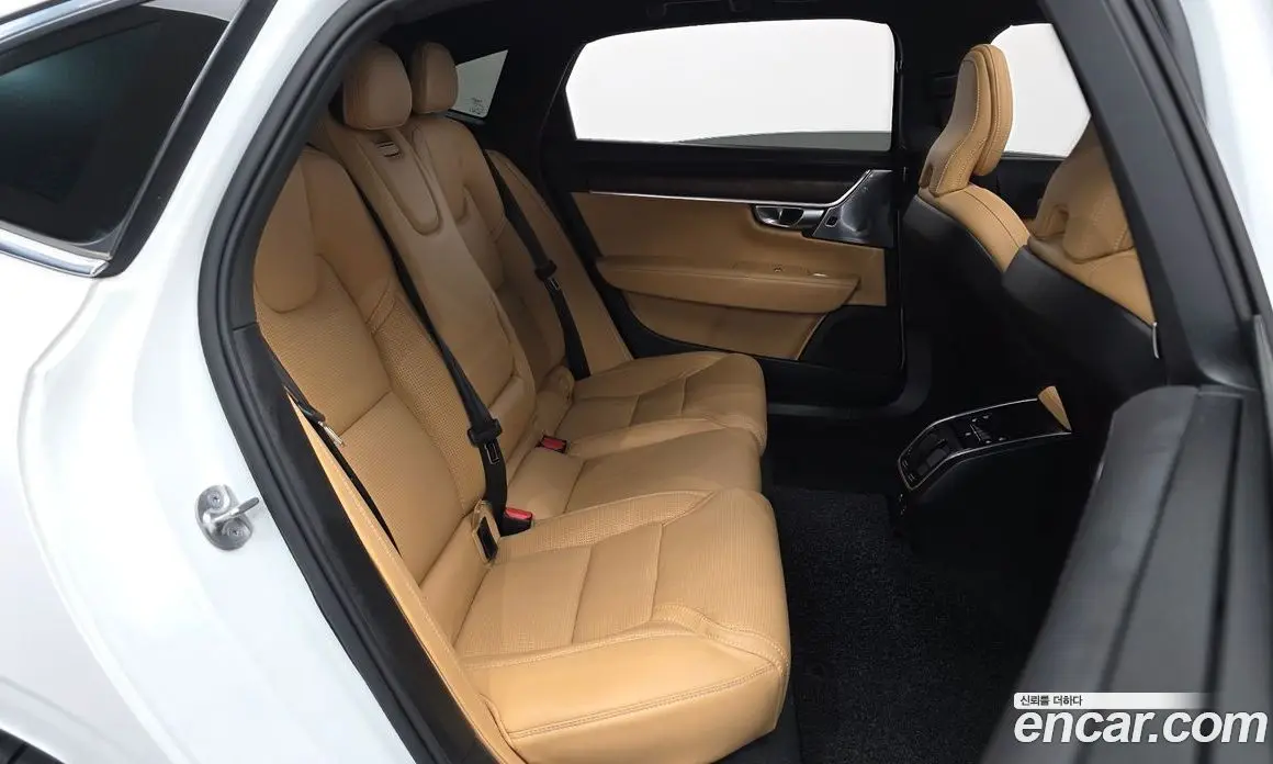 Volvo S90 2023 2.0 автомат (гидро), фото 11 Volvo S90 2023 2.0 автомат (гидро), фото 11