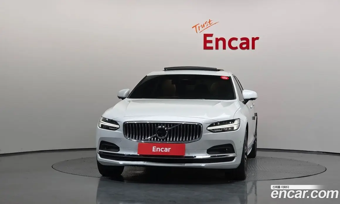 Volvo S90 2023 2.0 автомат (гидро), фото 3 Volvo S90 2023 2.0 автомат (гидро), фото 3