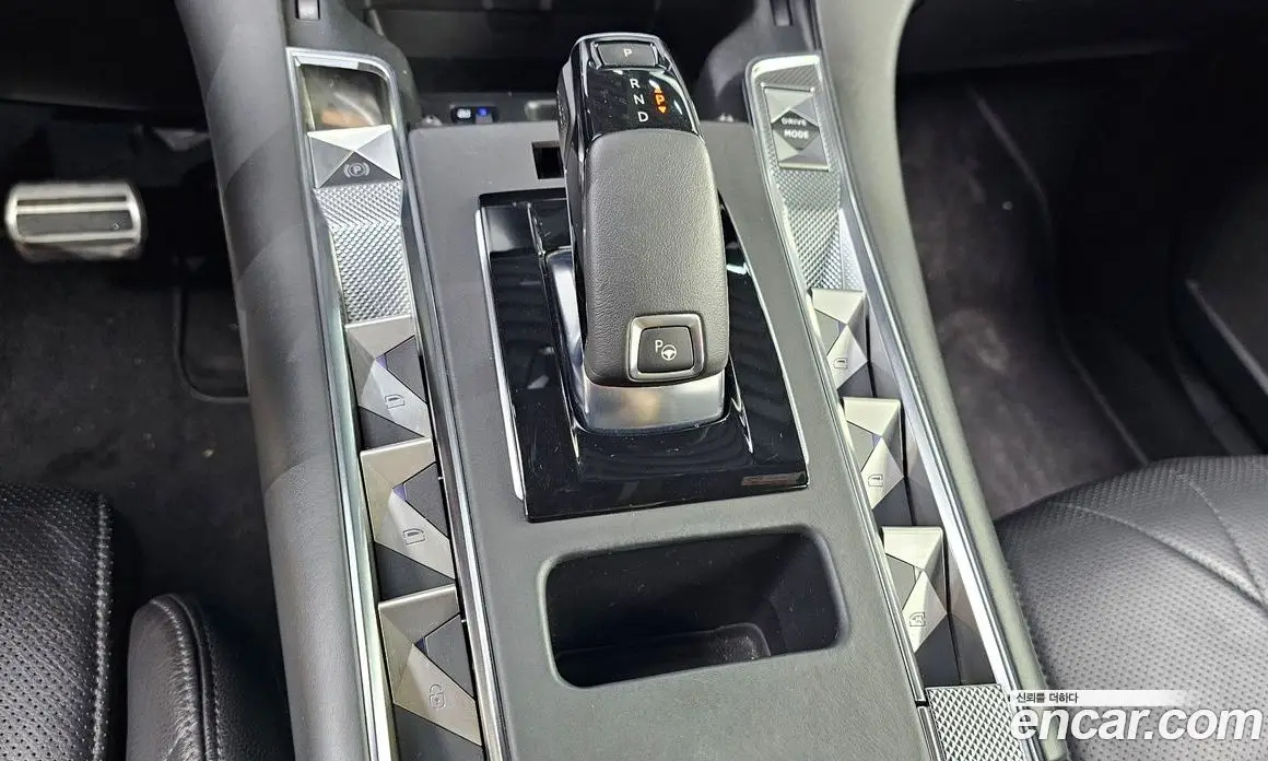 Citroen DS7 2021 1.5 автомат (гидро), фото 12 Citroen DS7 2021 1.5 автомат (гидро), фото 12