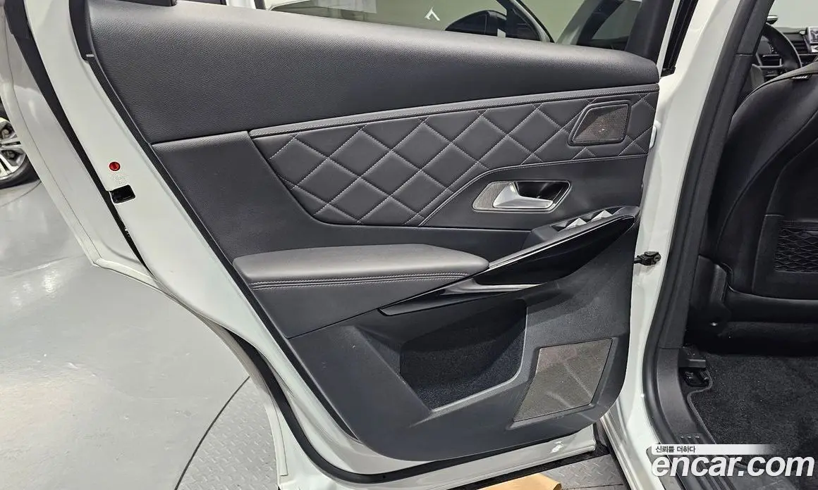 Citroen DS7 2021 1.5 автомат (гидро), фото 15 Citroen DS7 2021 1.5 автомат (гидро), фото 15