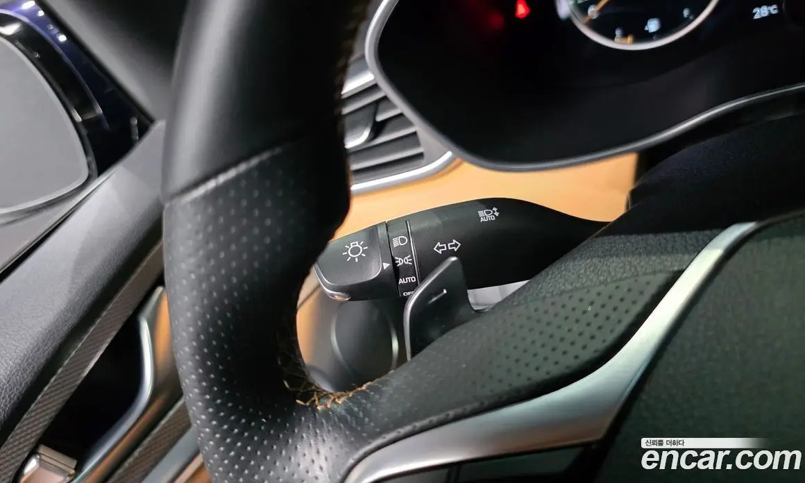Genesis G70 2020 2.0 автомат (гидро), фото 28 Genesis G70 2020 2.0 автомат (гидро), фото 28