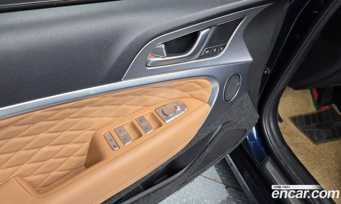 Genesis G70 2020 2.0 автомат (гидро), фото 30 Genesis G70 2020 2.0 автомат (гидро), фото 30