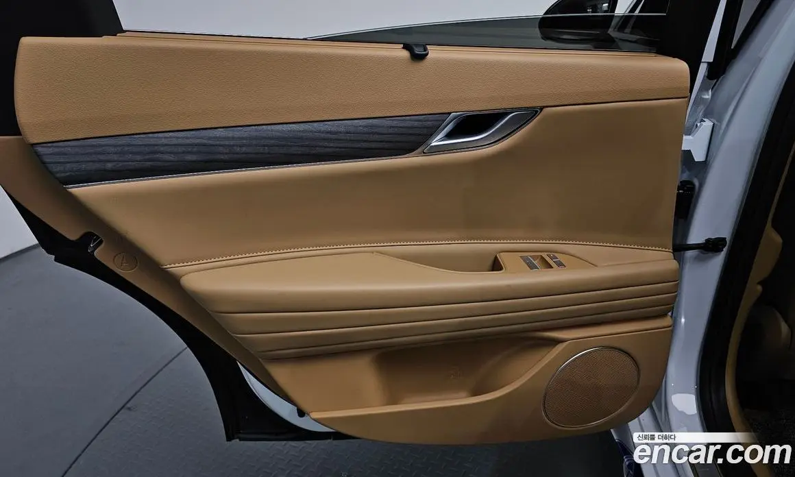 Genesis G80 2024 2.5 автомат (гидро), фото 14