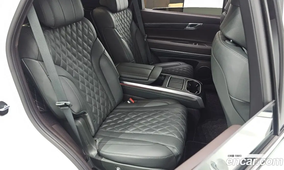 Genesis GV80 2023 3.0 автомат (гидро), фото 12