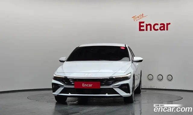 Hyundai Avante 2025 1.6 автомат (гидро), миниатюра 3